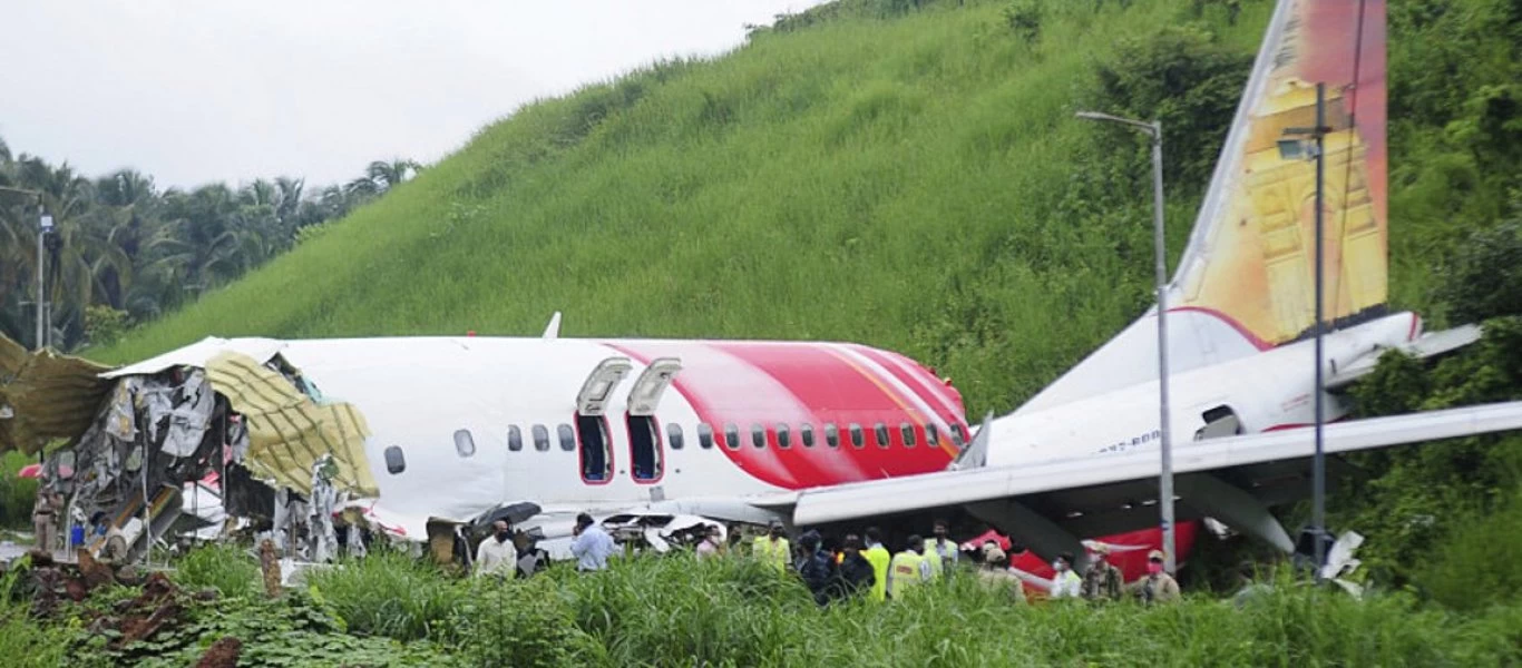 Ινδία: Ξεκίνησε η εξέταση των «μαύρων κουτιών» του αεροσκάφους Boeing 737